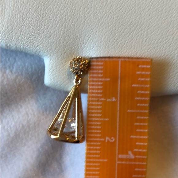 Stud cone earrings - Picture 4 of 4